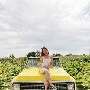 Meet your Posher, Lorraine